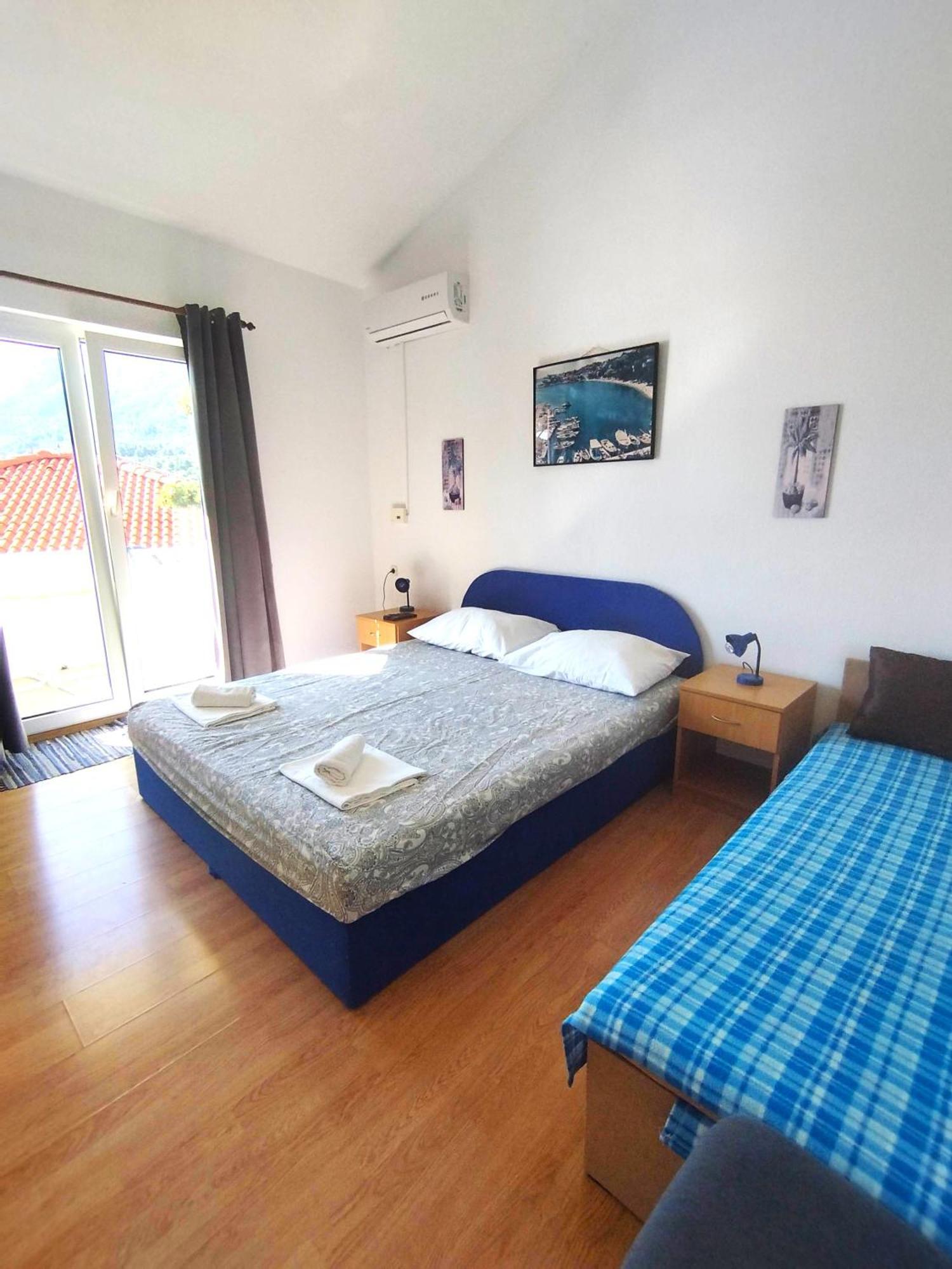 Apartment Jelas Živogošće Exteriör bild