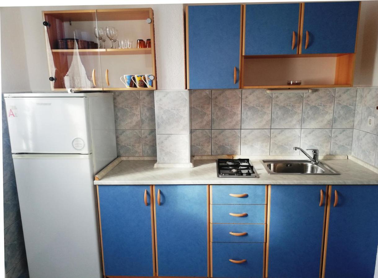 Apartment Jelas Živogošće Exteriör bild